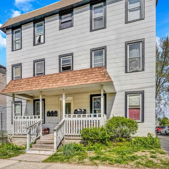 Landry Street Portfolio portefeuille de 5 propriétés à vendre sur LoopNet.ca - Photo du bâtiment - Image 3 de 7