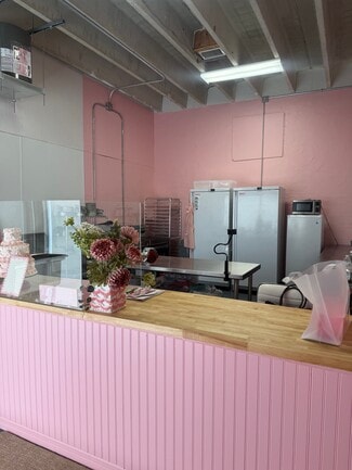 More details for 1211 Okeechobee Rd, West Palm Beach, FL - Flex for Lease