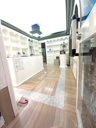 More details for Retail for Sale