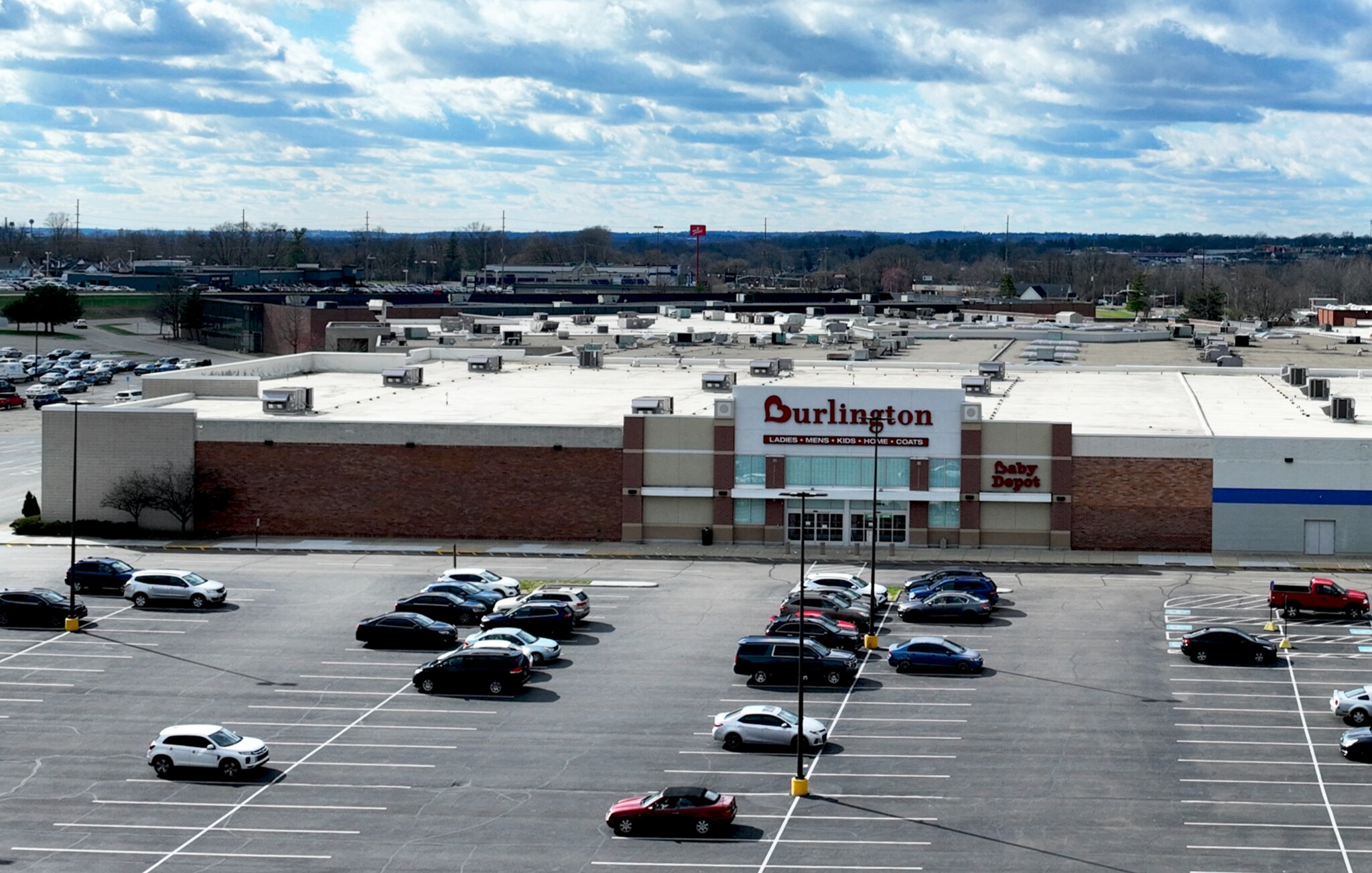 3455 TOWNE BLVD, Middletown, OH for lease Primary Photo- Image 1 of 4