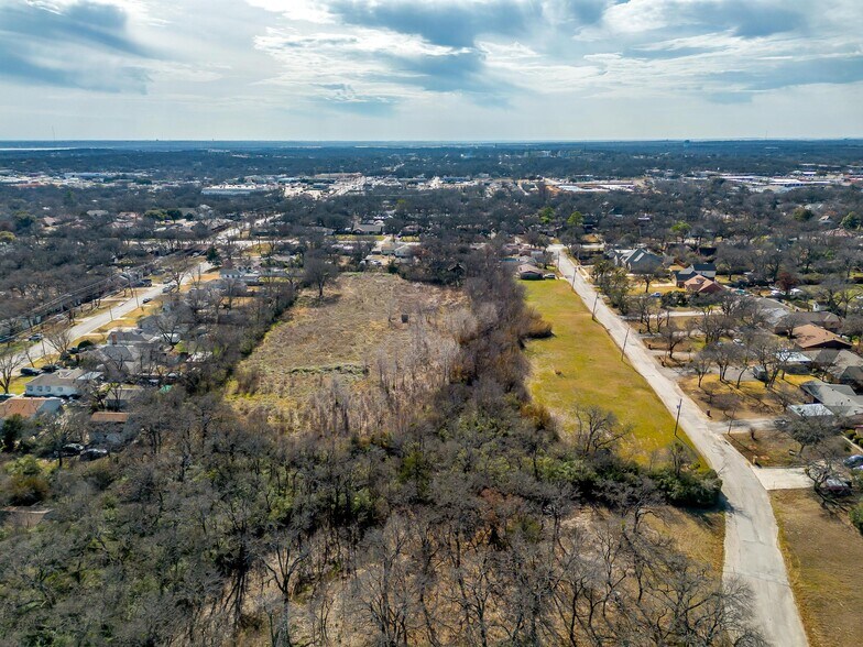 2201 Watson Street St, Fort Worth, TX à vendre - Photo du bâtiment - Image 2 de 4