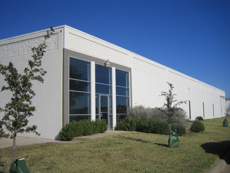 2816 Shamrock Ave, Fort Worth, TX à louer - Photo du bâtiment - Image 2 de 8