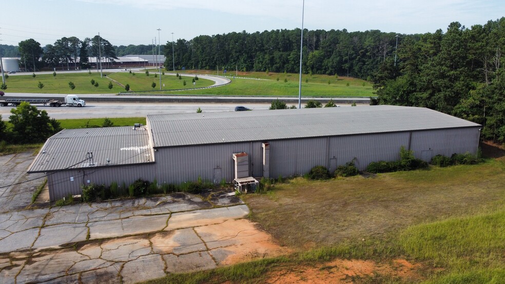 8185 Old City Pond Rd, Covington, GA for sale - Building Photo - Image 2 of 10