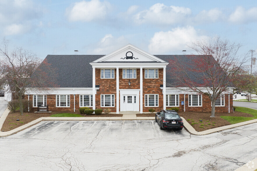 5800 Monroe St, Sylvania, OH for lease - Building Photo - Image 2 of 6