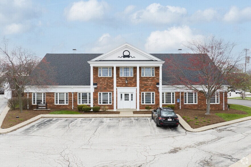 5800 Monroe St, Sylvania, OH à louer - Photo du bâtiment - Image 2 de 6