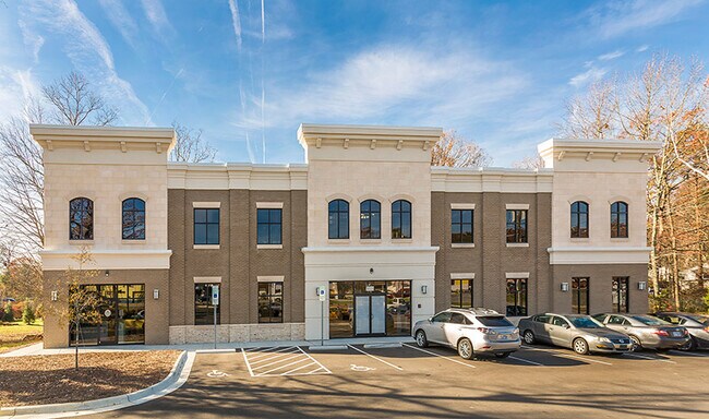 More details for 3111 Battleground Ave, Greensboro, NC - Retail for Sale