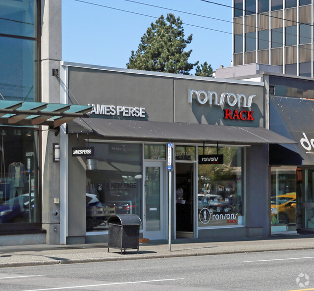 2715-2717 Granville St, Vancouver, BC for lease - Primary Photo - Image 1 of 2