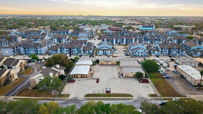 More details for 5502 Burnham Dr, Corpus Christi, TX - Office for Sale