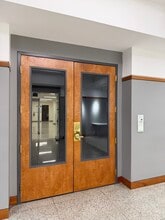 80 Monroe Ave, Memphis, TN for lease Interior Photo- Image 1 of 5