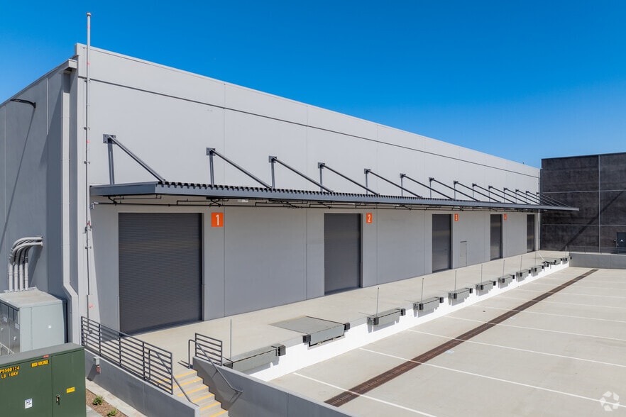 14527 San Pedro St, Gardena, CA for lease - Building Photo - Image 3 of 6