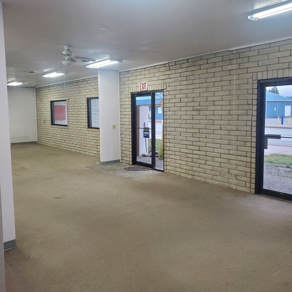 317 S Union Ave, Newport, WA for lease - Building Photo - Image 3 of 8