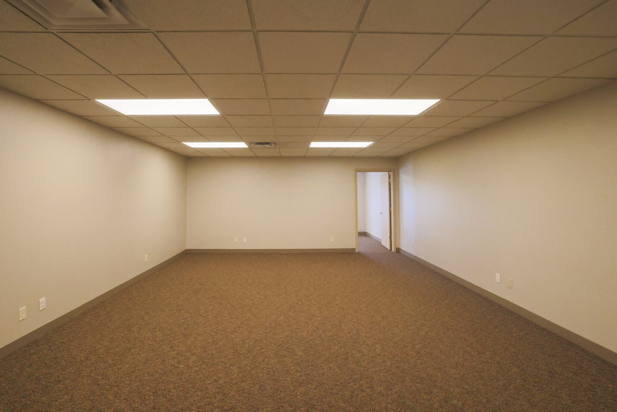 10800 Lyndale Ave S, Bloomington, MN for lease Building Photo- Image 1 of 13