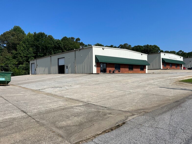 220 Commerce Pky, Pelham, AL for lease - Primary Photo - Image 1 of 5