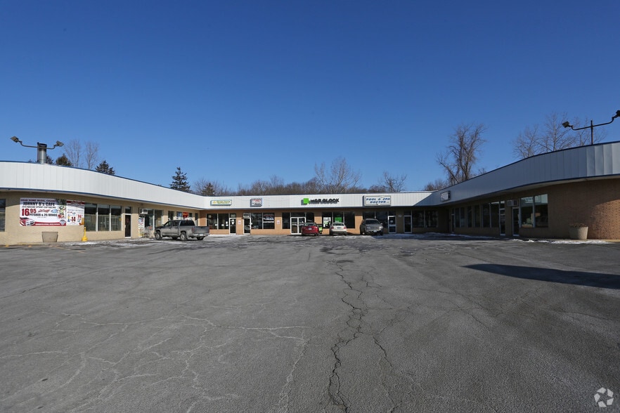 1457 Meriden Rd, Wolcott, CT for sale - Building Photo - Image 1 of 11