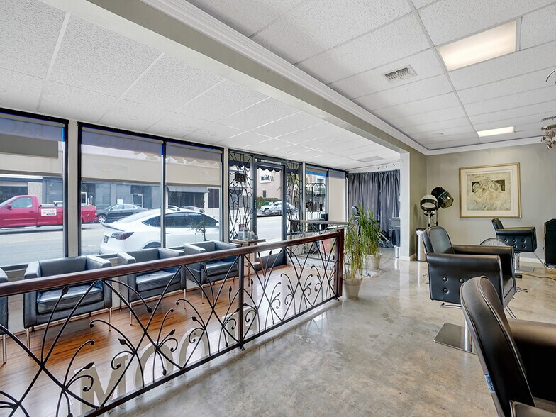 4124-4126 E Anaheim St, Long Beach, CA à vendre - Photo du bâtiment - Image 3 de 14