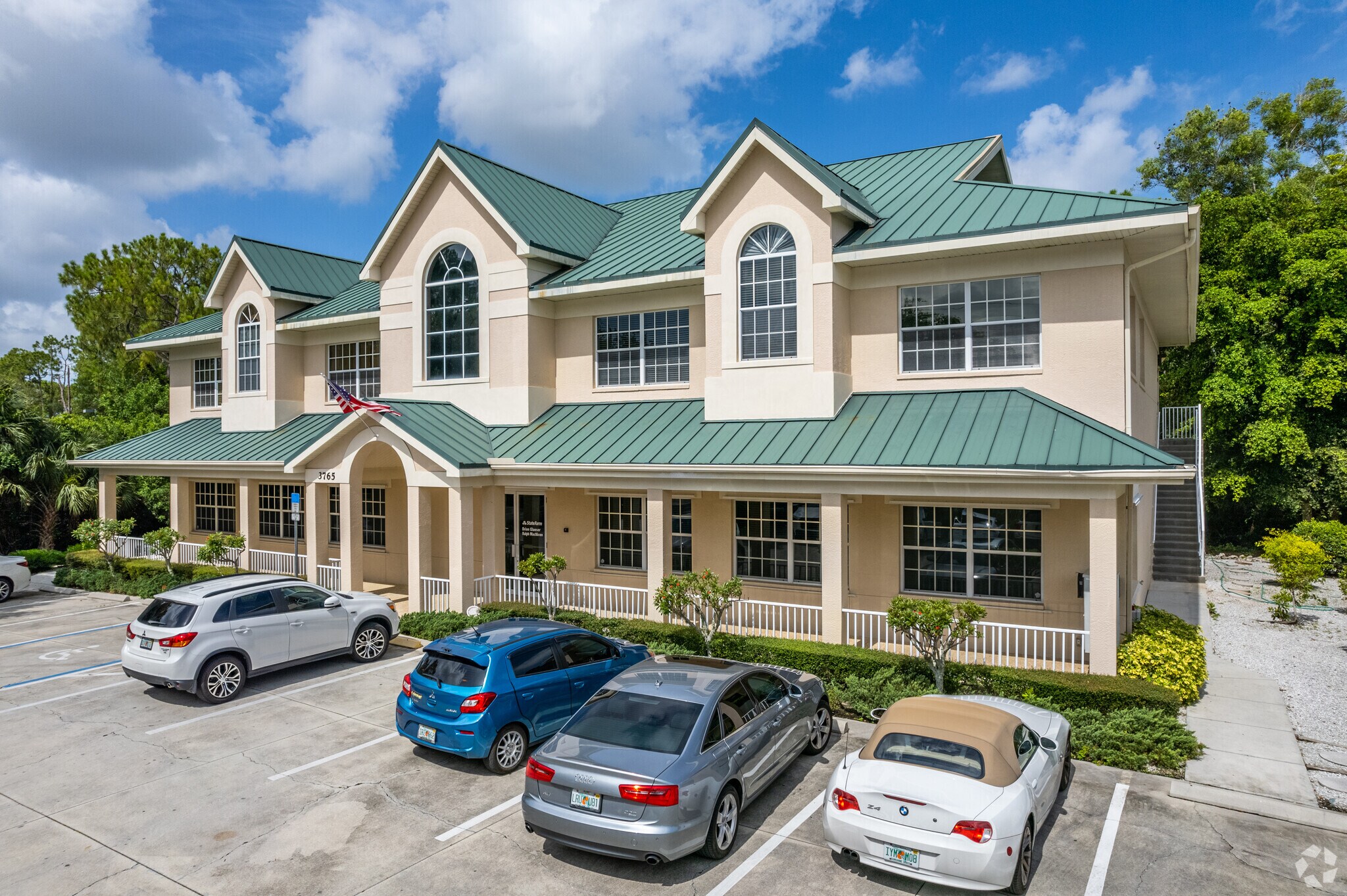 3765-3771 Airport Pulling Rd N, Naples, FL à louer Photo du bâtiment- Image 1 de 11