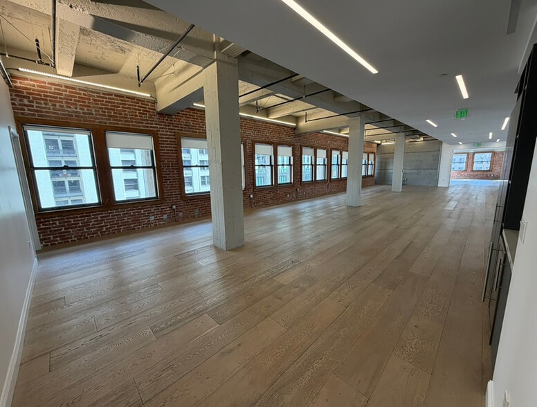 808 S Broadway, Los Angeles, CA for lease - Interior Photo - Image 2 of 15
