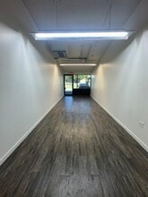 7410 Boulevard 26, Richland Hills, TX à louer Photo intérieure- Image 1 de 7