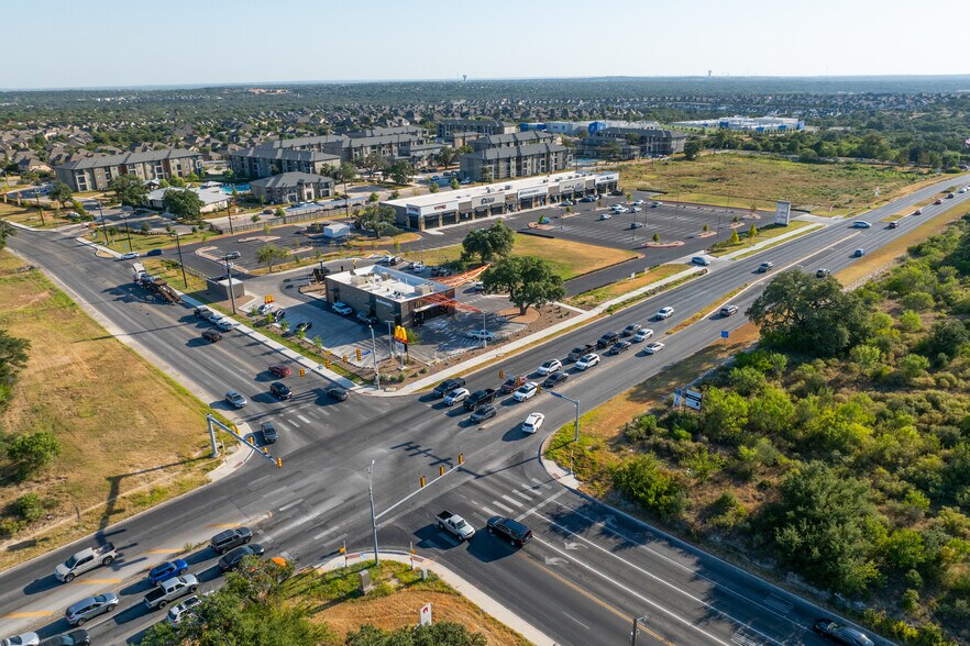 Wiseman Blvd & Cottonwood Way, San Antonio, TX à louer - Photo du bâtiment - Image 2 de 4