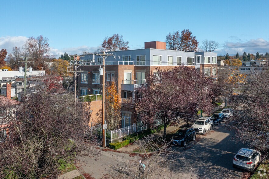 6075-6099 West Blvd, Vancouver, BC à louer - Photo principale - Image 1 de 4