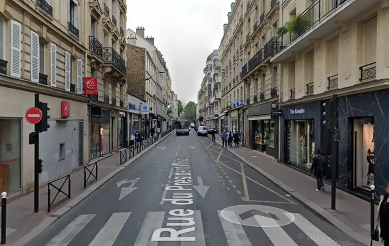 Commerce de détail dans Levallois-Perret à louer - Photo du bâtiment - Image 1 de 3