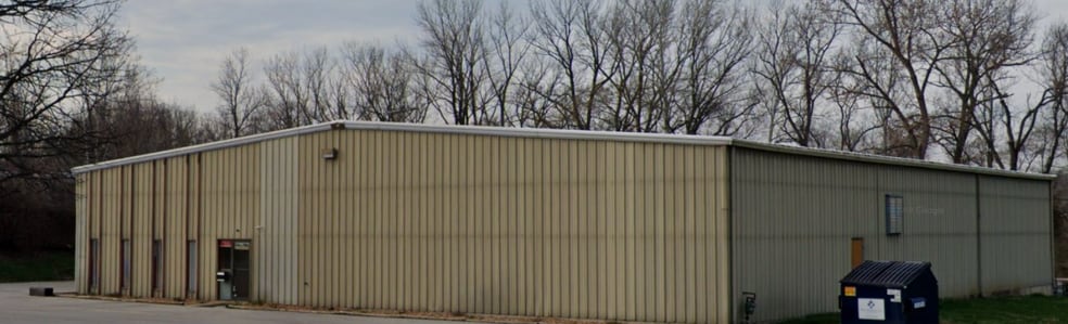 7533 Mintert Industrial Dr, Ferguson, MO à vendre - Photo du bâtiment - Image 1 de 2