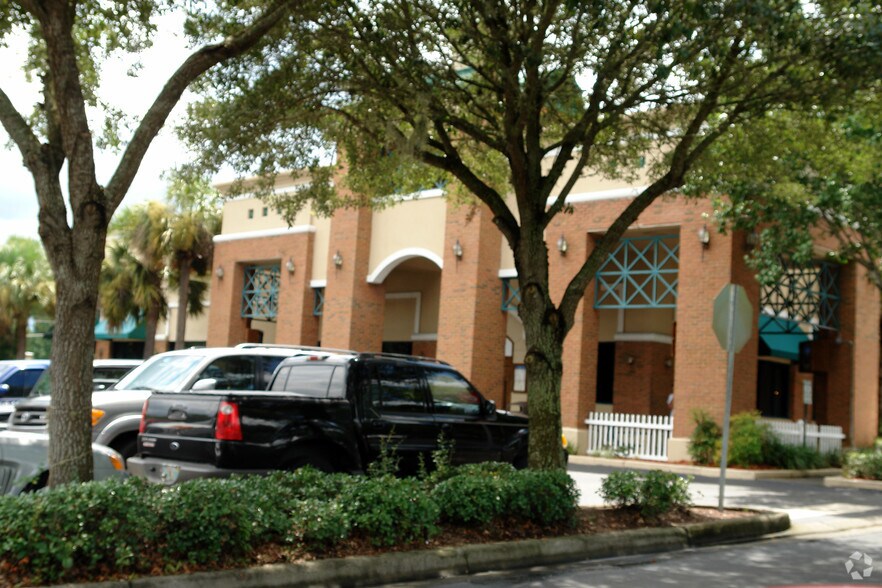 303 SE 17th St, Ocala, FL à louer - Photo du bâtiment - Image 2 de 3