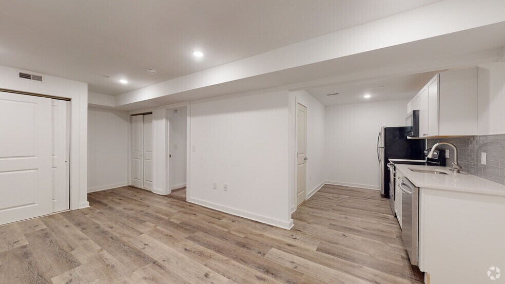 1254 N Carlisle St, Philadelphia, PA for sale - Matterport 3D Scan - Image 2 of 26