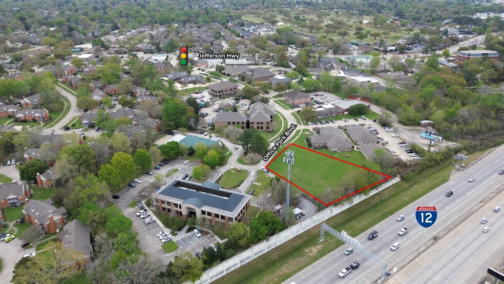 7732 Office Park Blvd, Baton Rouge, LA à vendre - Photo du bâtiment - Image 2 de 4