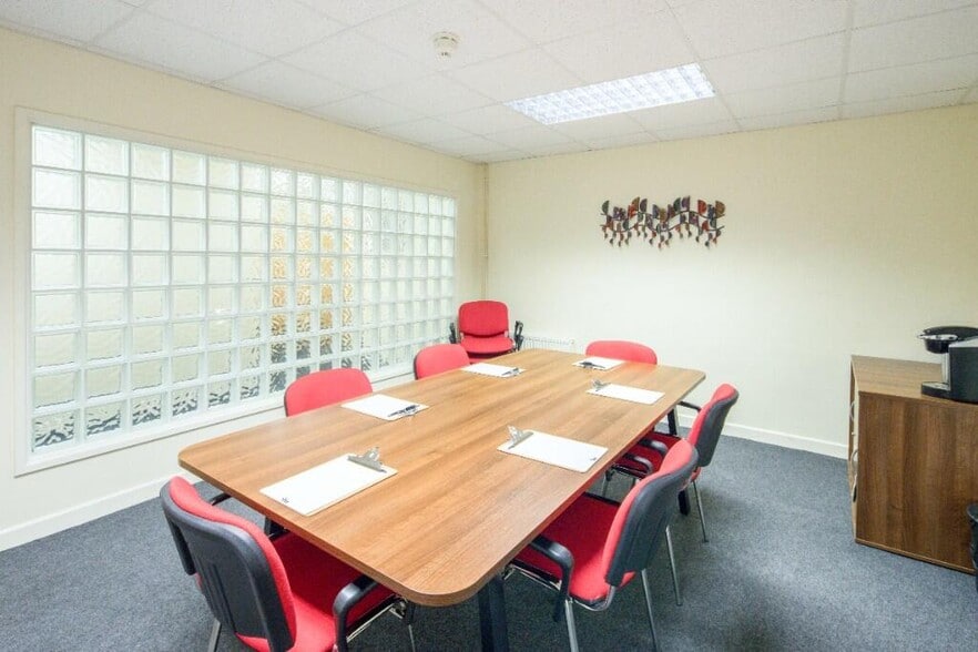 Kingsfield Clos, Northampton à louer - Photo intérieure - Image 2 de 51