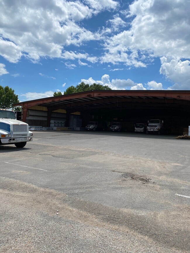 Plus de détails pour 1920 Culver Rd, Tuscaloosa, AL - Industriel à louer