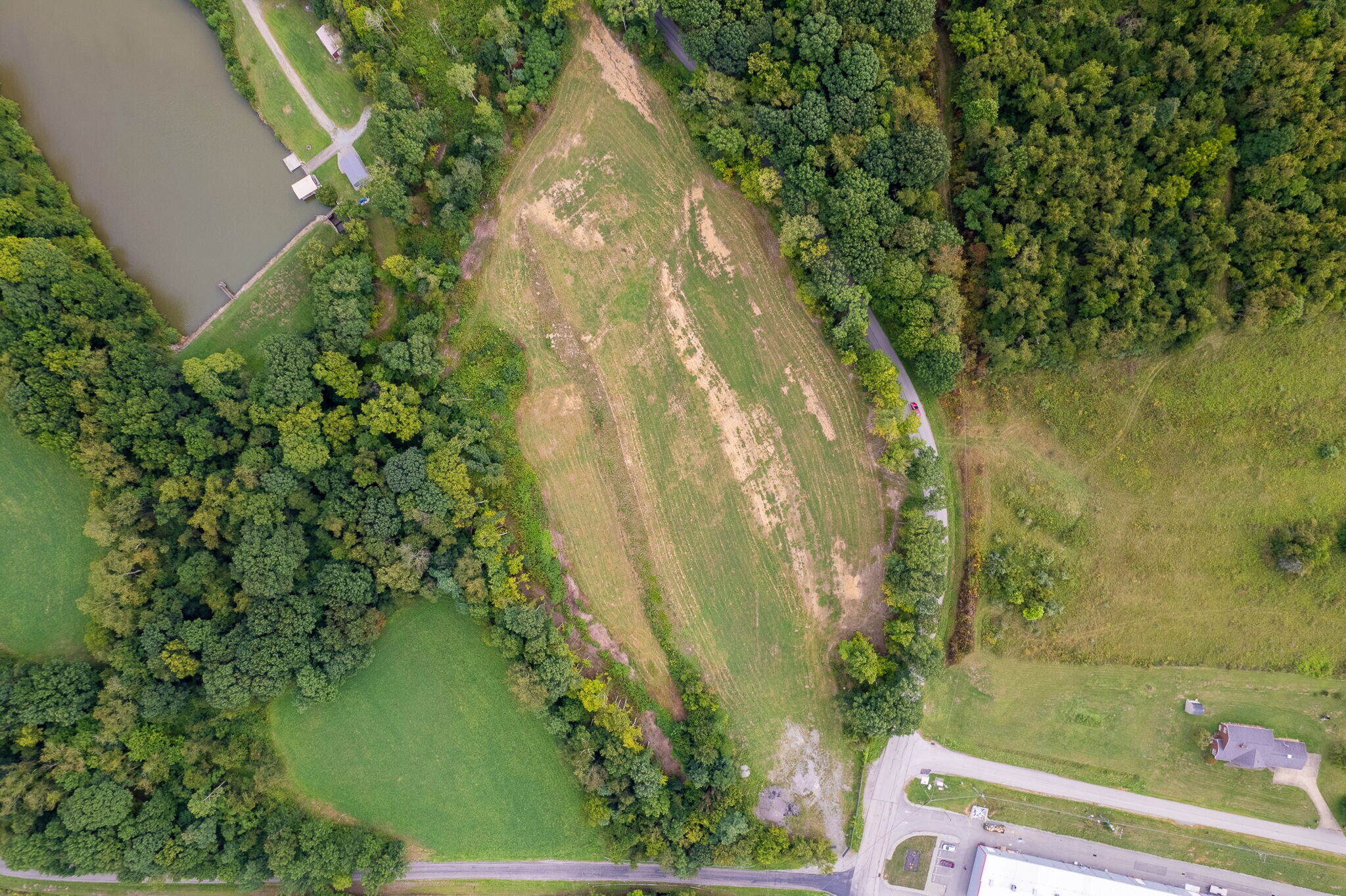 27 McIlvaine Rd, Bentleyville, PA à louer Photo du bâtiment- Image 1 de 13