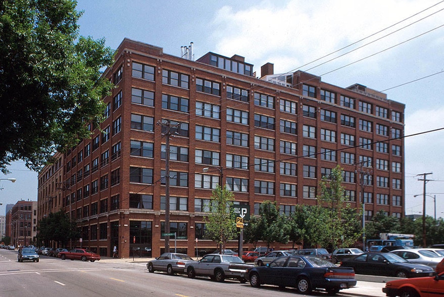 921 W Van Buren St, Chicago, IL for sale - Building Photo - Image 3 of 5