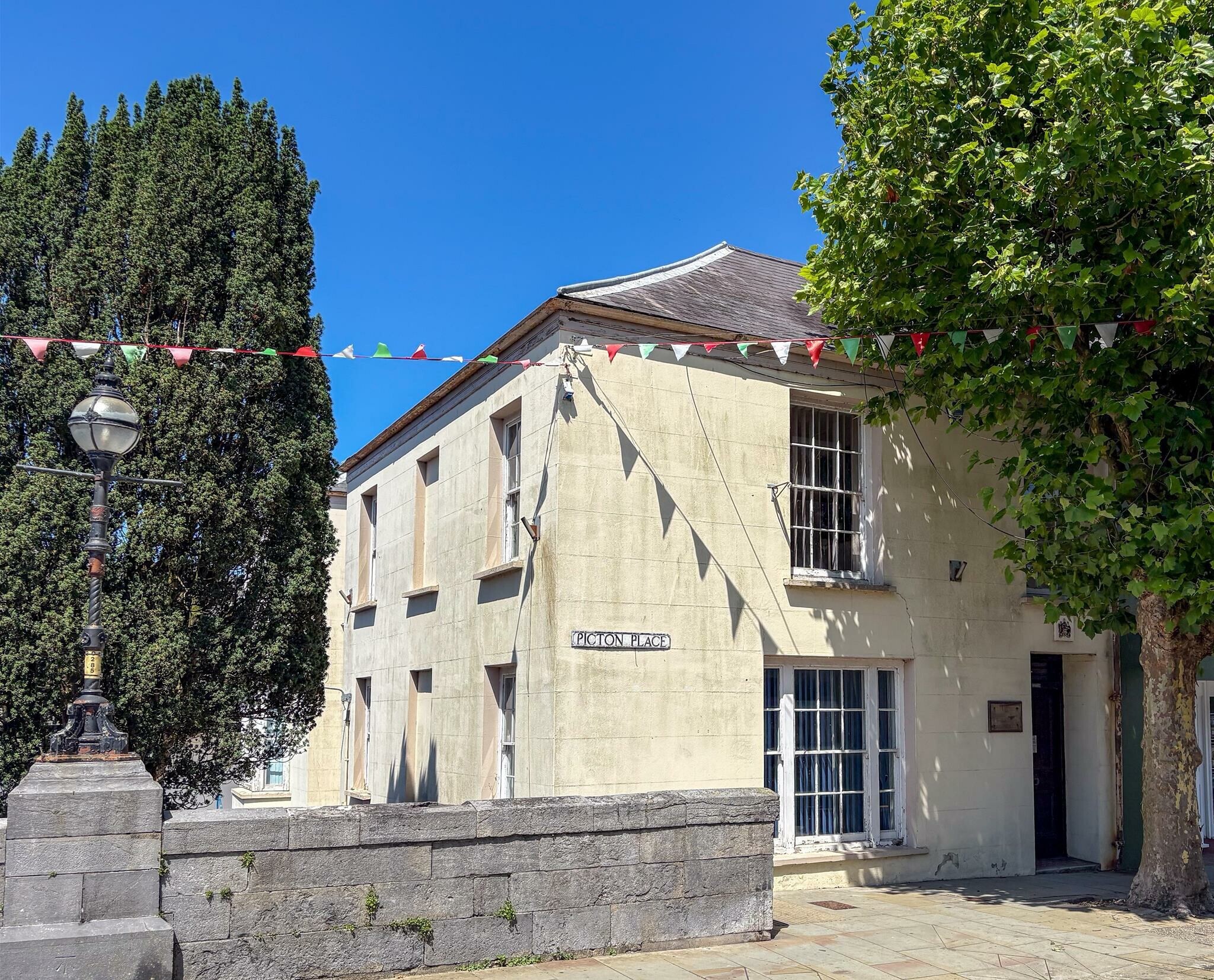 2 Picton Pl, Haverfordwest à vendre Photo du bâtiment- Image 1 de 7