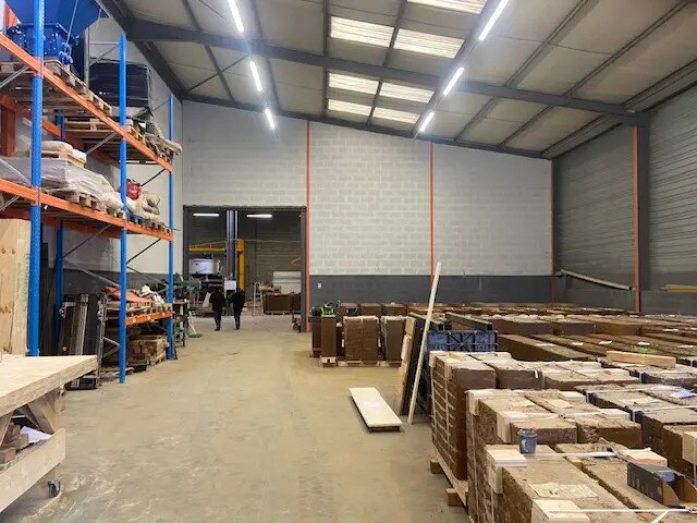 Flex in Saint-Priest for lease Interior Photo- Image 1 of 6