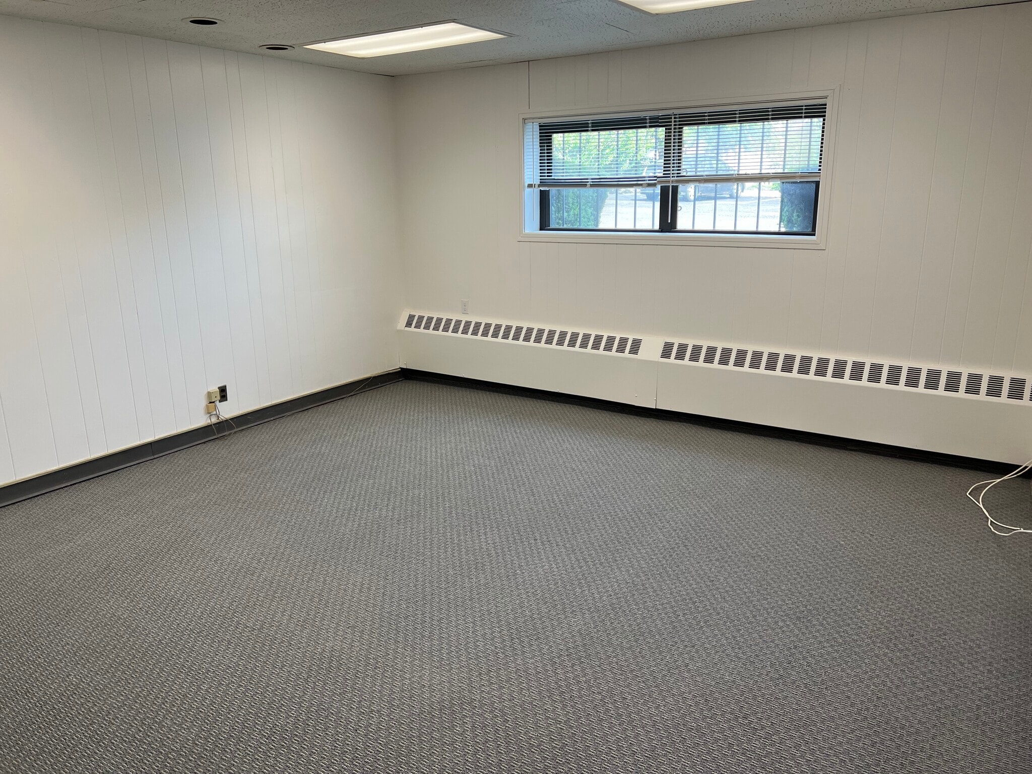 100 Hano St, Boston, MA for lease Interior Photo- Image 1 of 18