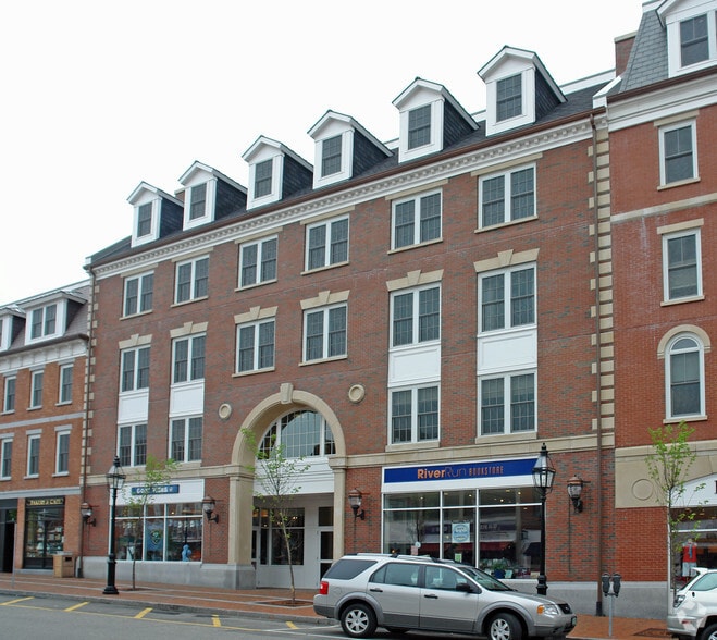18 Congress St, Portsmouth, NH for sale - Building Photo - Image 3 of 15