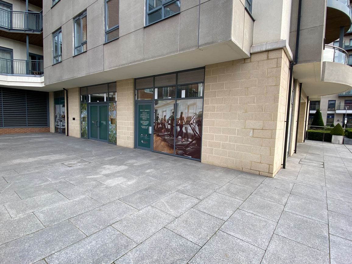 Beaufort Park, London for lease Interior Photo- Image 1 of 11