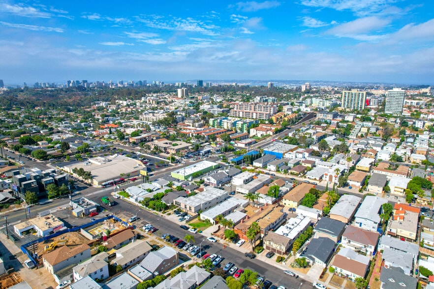 2135 University Ave, San Diego, CA à vendre - Photo du bâtiment - Image 3 de 4