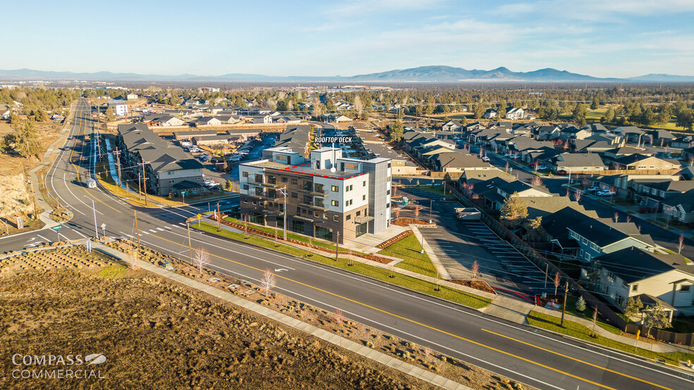 4270 SW Canal Blvd, Redmond, OR for lease - Building Photo - Image 2 of 15