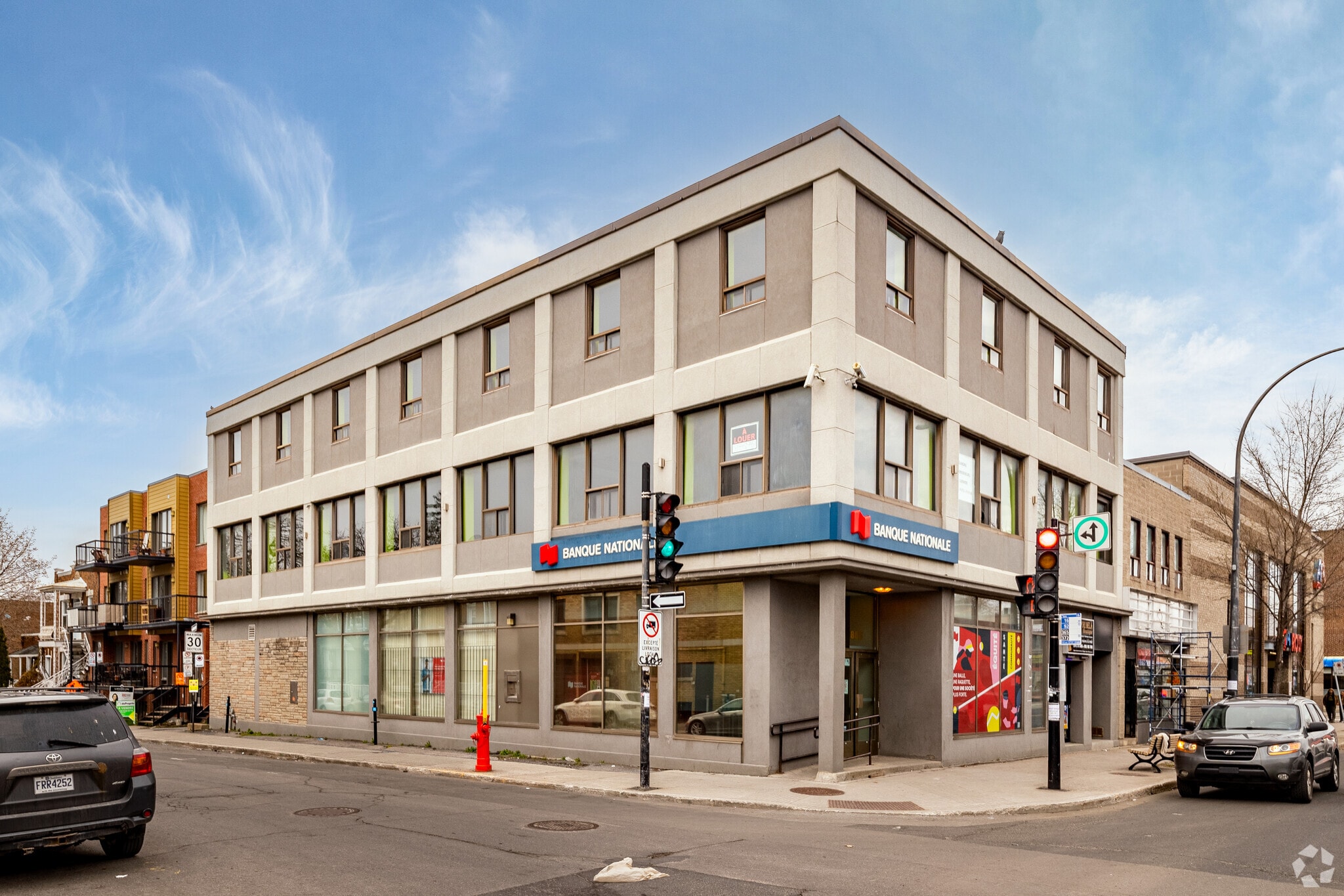 835-855 St Jean-Talon O, Montréal, QC for lease Building Photo- Image 1 of 4