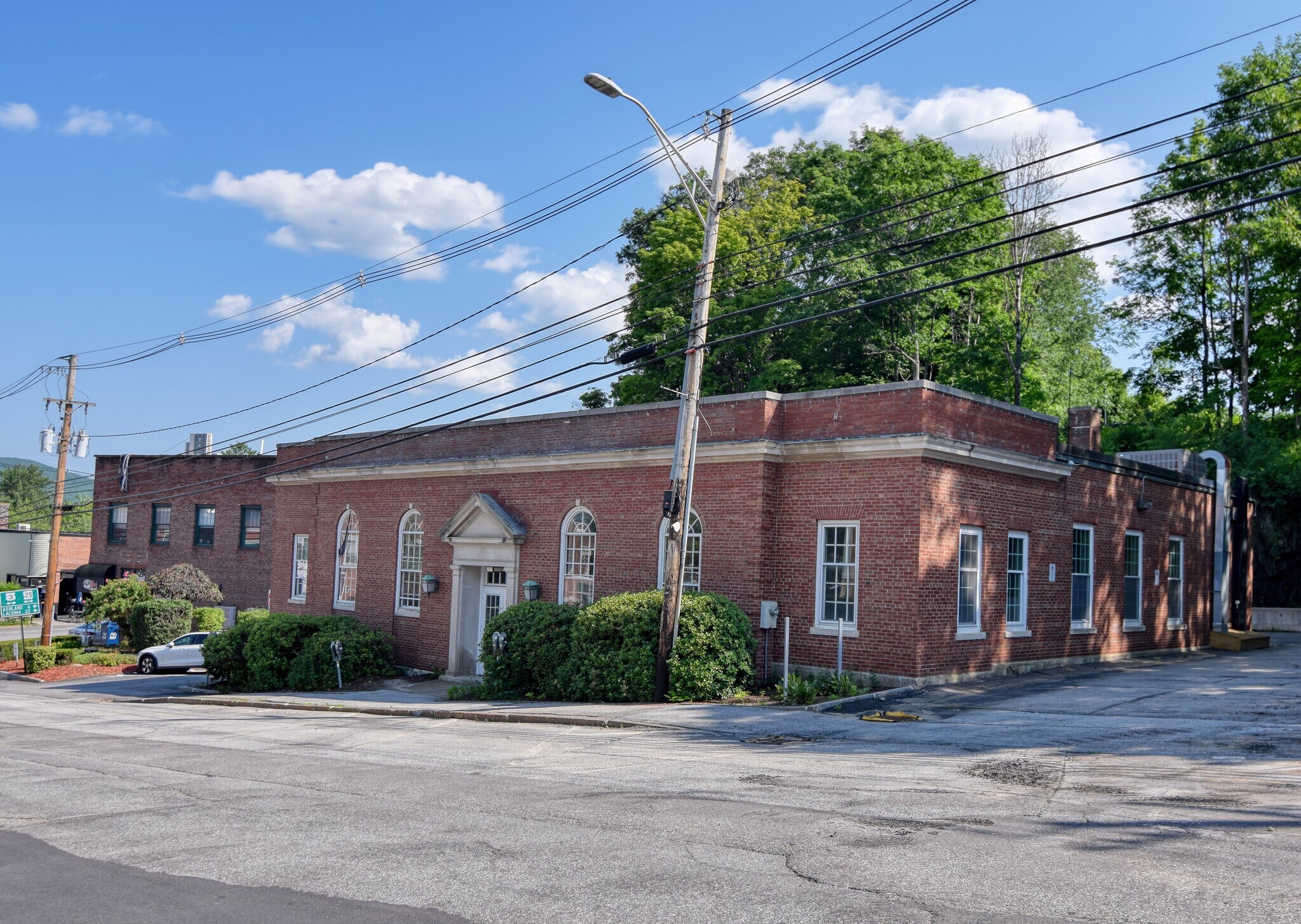3 Highland St, Plymouth, NH for sale Primary Photo- Image 1 of 30
