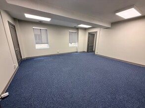 121 S Broadway Ave, Tyler, TX for lease Interior Photo- Image 1 of 5