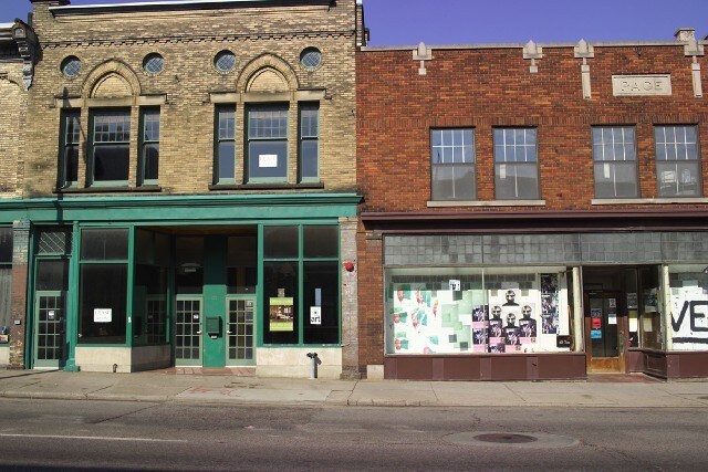 129 Division Ave S, Grand Rapids, MI à louer - Photo du bâtiment - Image 2 de 4