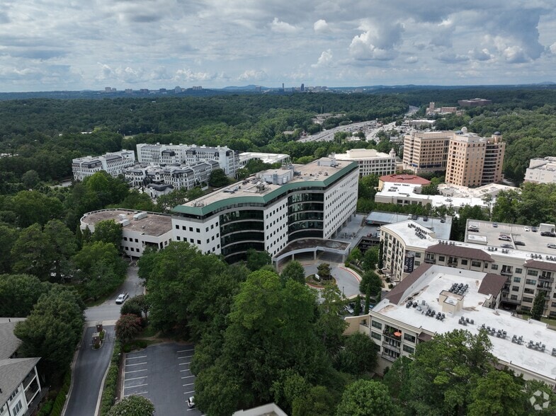 3200 Downwood Cir NW, Atlanta, GA for sale - Matterport Community - Image 2 of 5