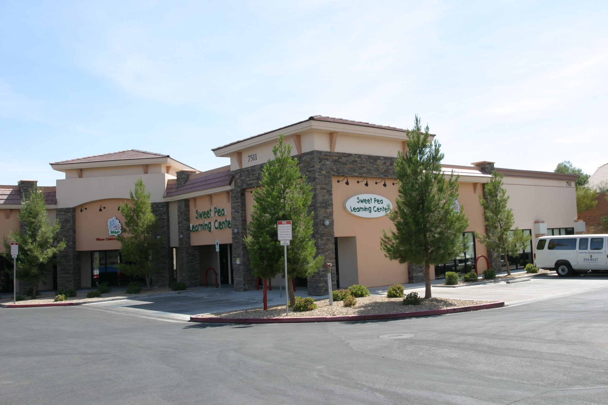 7511 N Cimarron Rd, Las Vegas, NV à vendre Photo du bâtiment- Image 1 de 24