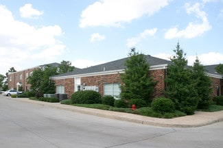 Plus de détails pour 1818 W Lindsey St, Norman, OK - Bureau à louer