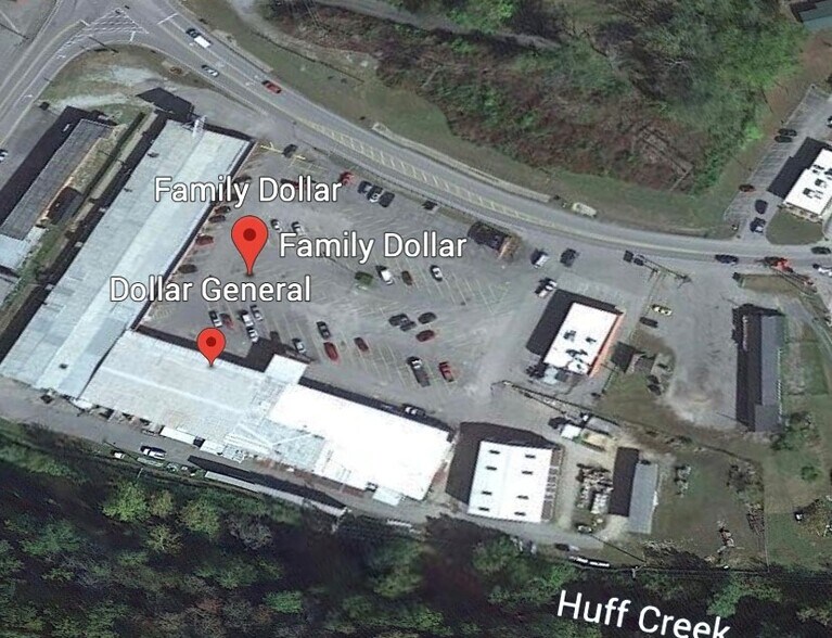 Rtes 10, Man, WV à louer - Photo du bâtiment - Image 2 de 13