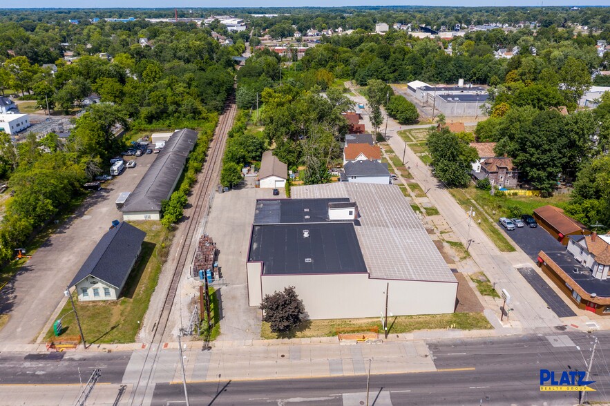 817 E Market St, Warren, OH for sale - Building Photo - Image 1 of 1