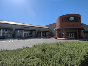 79705-79845 Highway 111, La Quinta, CA à louer Photo du bâtiment- Image 1 de 2